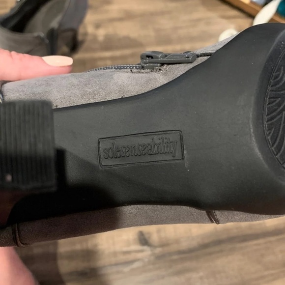 Sole Sensibility booties - Picture 6 of 6